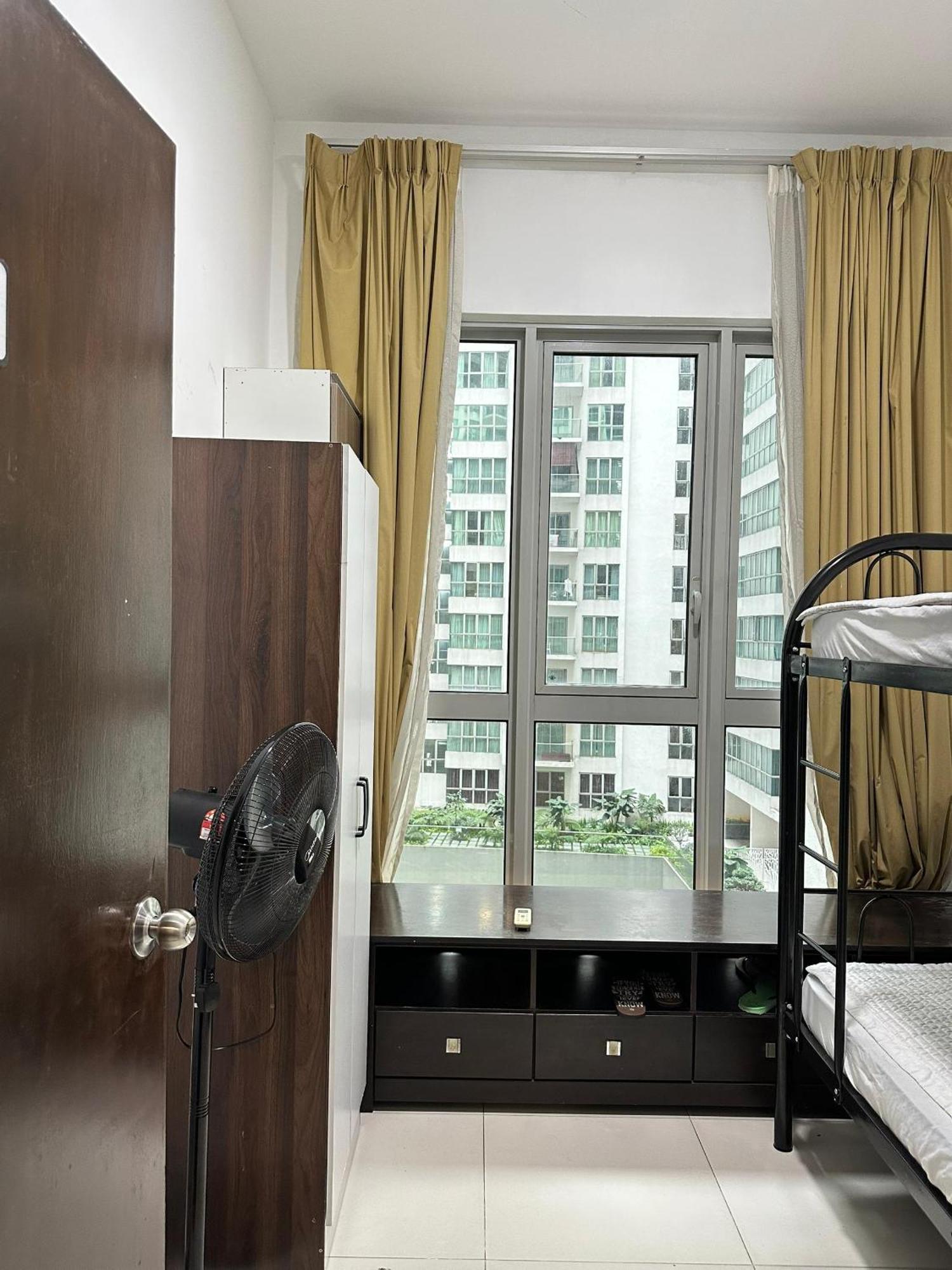 Best View Hostel Regalia Klcc Kuala Lumpur Exteriér fotografie